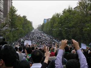 New photos from today in Tehran