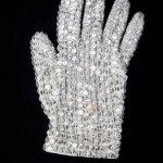 Michael Jackson's glove to be auctioned off